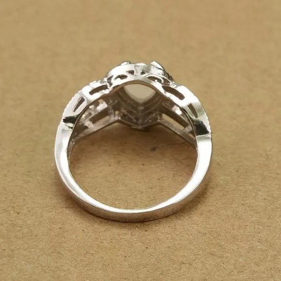 NWOT  Ladies teardrop shaped OPAL Ring sz 7   no markings   r61 - Picture 5 of 6